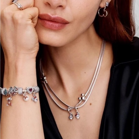 PANDORA Christmas Disney Minnie Mouse Ice Skating Dangle Charm w/box - Picture 3 of 8